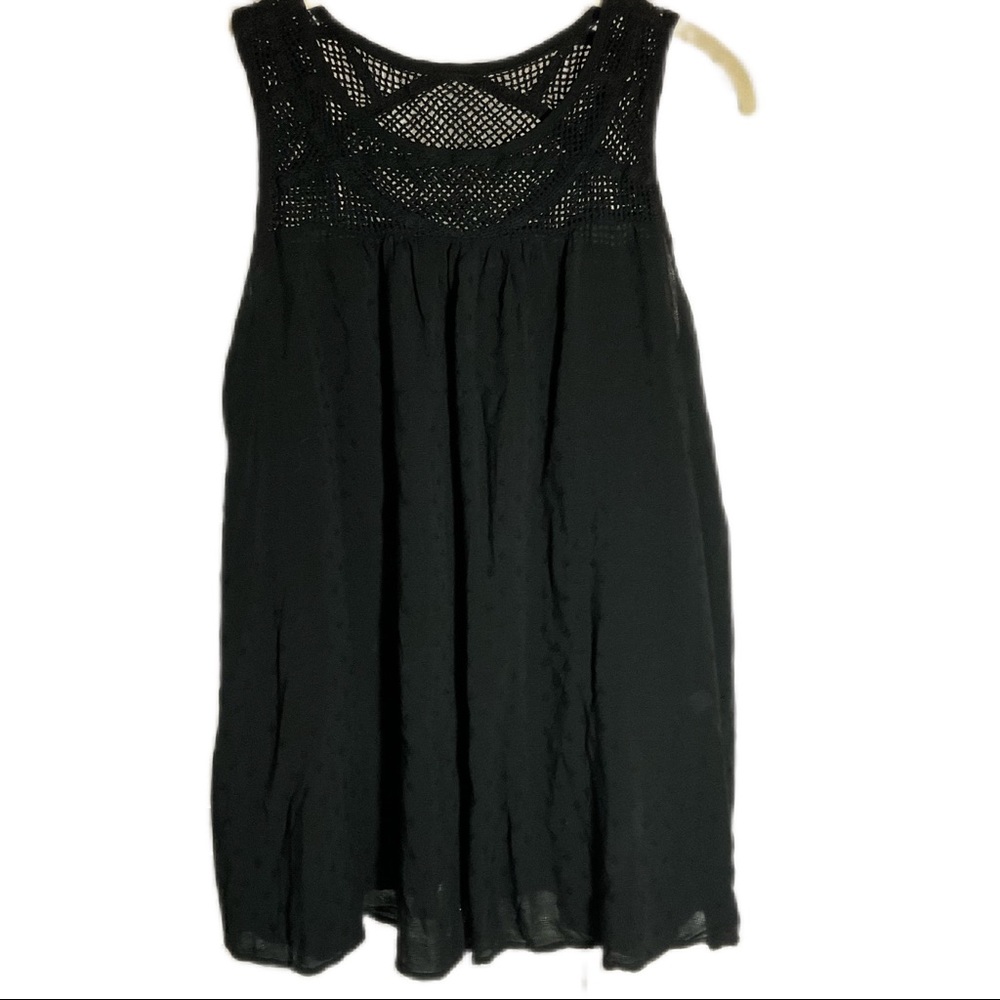 Liz Lange Maternity Top/Tee, Black, Size M, sleeveless, knit w/bodice detailing